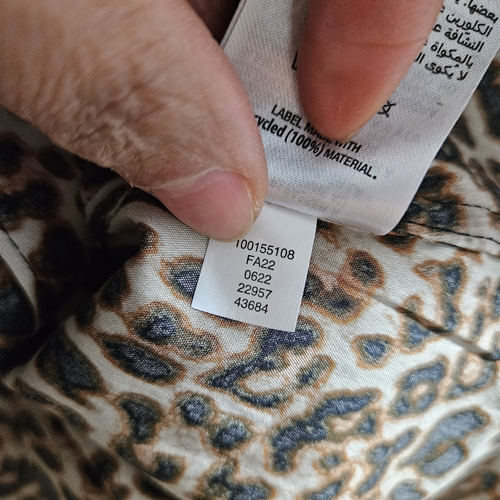 Charter Club Leopard Print And Pearl Women's Button Up Top - Picture 14 of 16